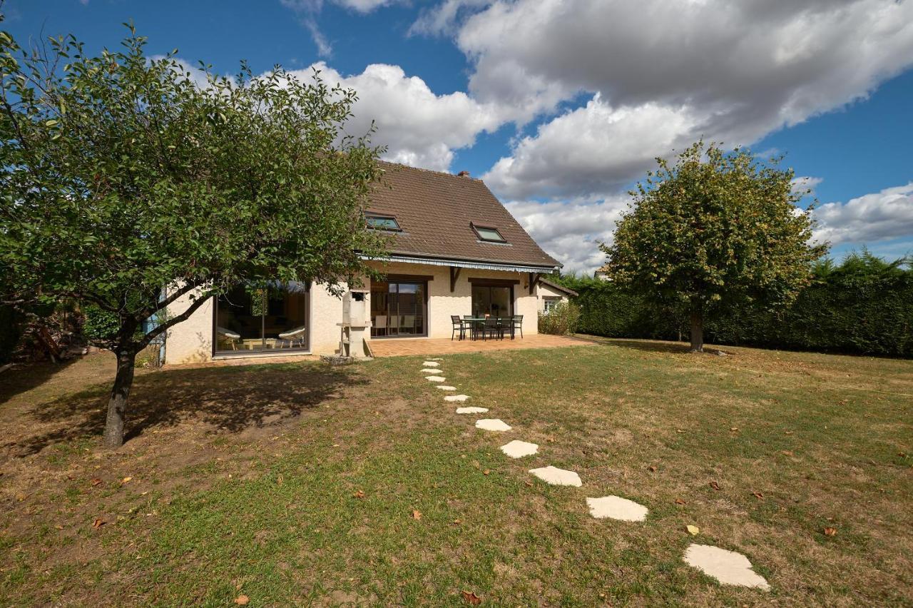 Superbe Villa Avec Piscine Magny-Cours Exterior photo